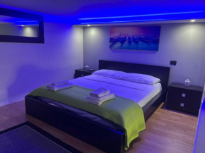 Maison Damas Barletta